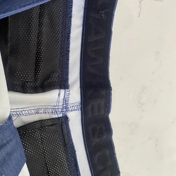 Hawke & Co Mens Shorts Size 34W Casual Athletic Golf Travel Lightweight Hybrid - Picture 3 of 4